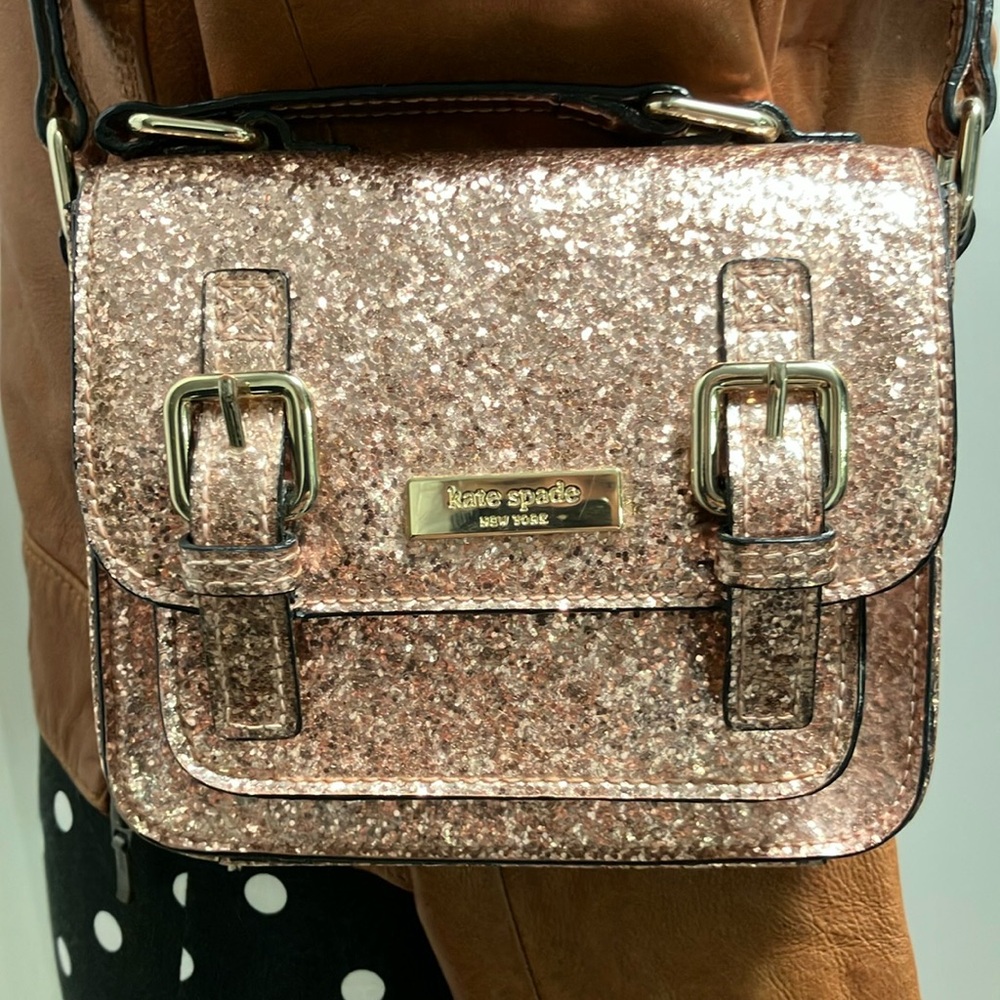 Kate Spade New York Scout Bag in Pink Glitter